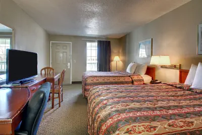 Photo 4 - Key West Inn Wetumpka