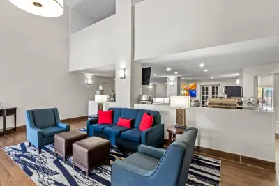 Photo 5 - Comfort Inn & Suites Surprise Near Sun City West