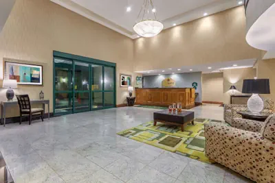 Photo 3 - Wingate by Wyndham Macon I-75