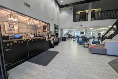 Photo 3 - Quality Inn Warrensburg