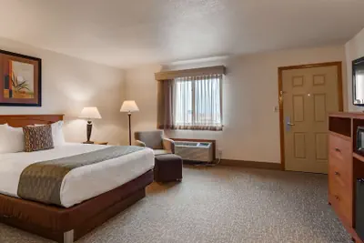 Photo 2 - Best Western West Hills Inn