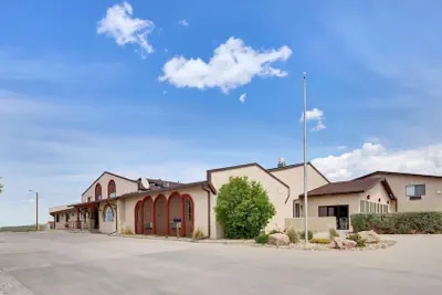Photo 2 - Best Western West Hills Inn