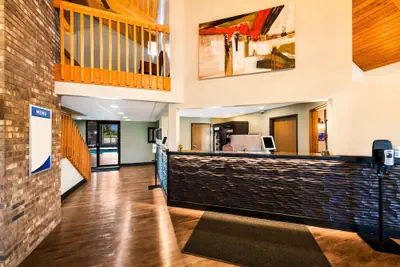 Photo 3 - Best Western Derby Inn