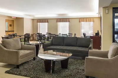 Photo 4 - Quality Inn Richmond Airport