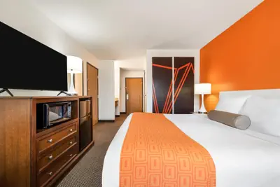 Photo 5 - Howard Johnson Hotel & Suites by Wyndham Oacoma