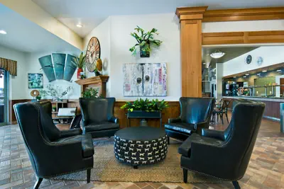 Photo 4 - Oxford Suites Hermiston