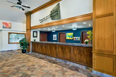 Photo 2 - Oxford Suites Hermiston