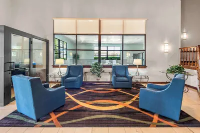 Photo 5 - Clarion Inn & Suites Indianapolis Northwest
