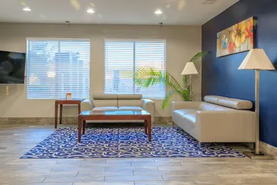 Photo 4 - Quality Inn Forest Hill - Fort Worth South