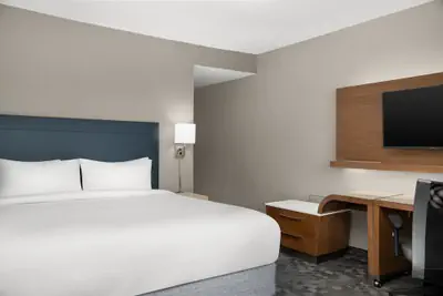 Photo 5 - Courtyard by Marriott Lafayette Airport