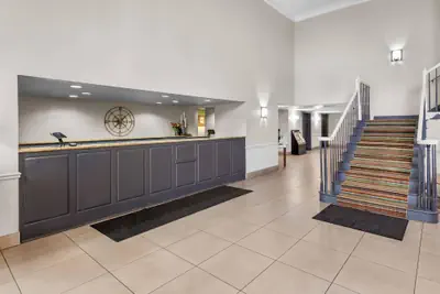 Photo 3 - Country Inn & Suites by Radisson, Beckley, WV