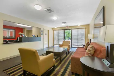 Photo 4 - Extended Stay America Suites Toledo Maumee