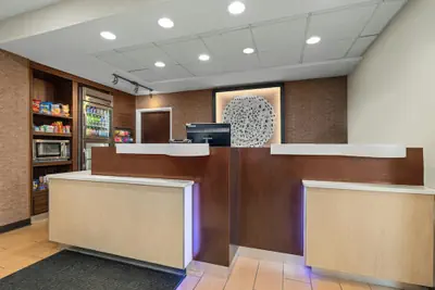 Photo 4 - Fairfield Inn & Suites by Marriott Chicago Southeast/Hammond