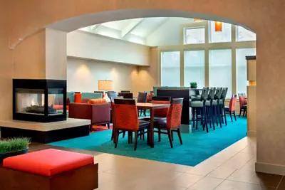 Photo 2 - Sonesta ES Suites Allentown Bethlehem Airport
