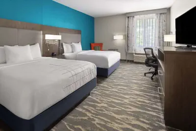 Photo 5 - La Quinta Inn & Suites by Wyndham Kokomo