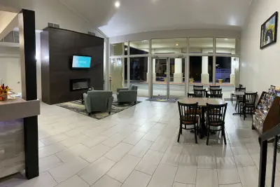 Photo 2 - Quality Inn Eastland I-20