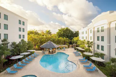 Photo 2 - Hampton Inn & Suites San Juan