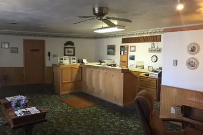 Photo 4 - Burr Oak Motel