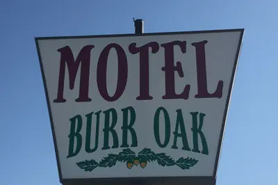 Photo 2 - Burr Oak Motel