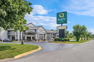 Photo 2 - Quality Inn Fort Campbell