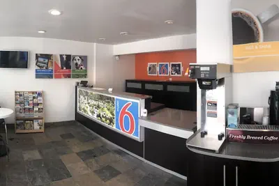 Photo 4 - Motel 6 Pendleton, OR - West