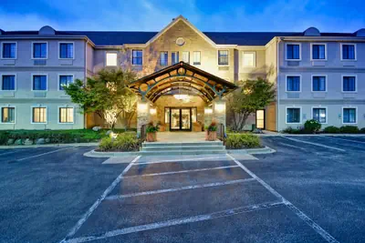 Photo 2 - Staybridge Suites Madison East by IHG