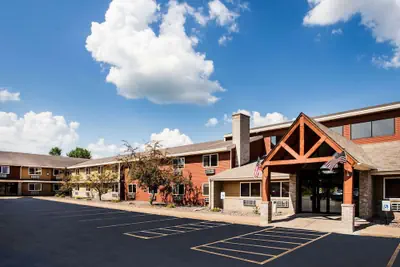 Photo 2 - AmericInn by Wyndham Menomonie
