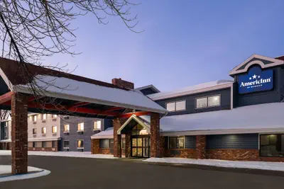 Photo 2 - AmericInn by Wyndham Grand Forks