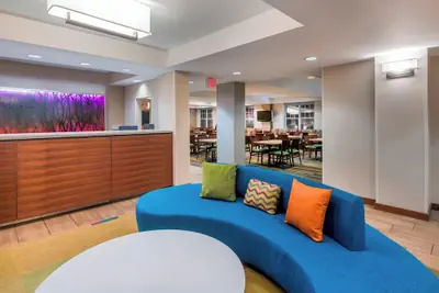Photo 3 - Fairfield Inn Kansas City Downtown/Union Hill by Marriott
