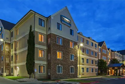 Photo 2 - Staybridge Suites Round Rock by IHG