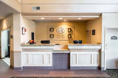 Photo 4 - Comfort Suites University Area Notre Dame - South Bend
