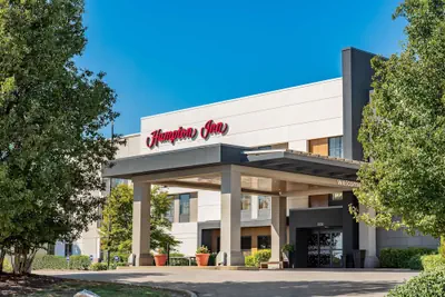 Photo 2 - Hampton Inn Columbia