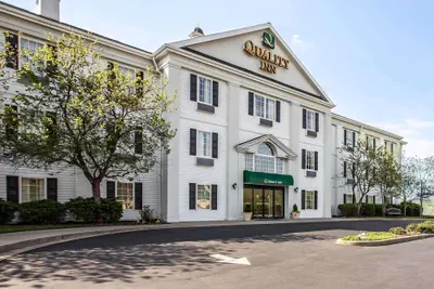 Photo 2 - Quality Inn Kingsport South