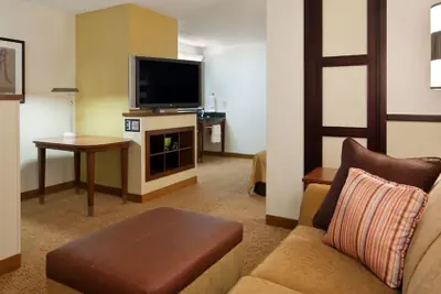 Photo 5 - Hyatt Place Milwaukee Airport