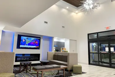 Photo 3 - Holiday Inn Express & Suites Longview North by IHG