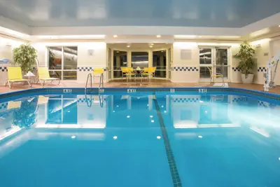 Photo 2 - Fairfield Inn & Suites by Marriott Boston Milford