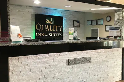 Photo 4 - Quality Inn & Suites Middletown - Franklin