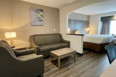 Photo 2 - Best Western Roanoke Inn & Suites