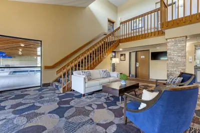 Photo 4 - Quality Inn Oshkosh Aviation Park
