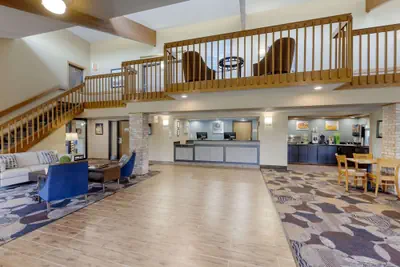 Photo 5 - Quality Inn Oshkosh Aviation Park