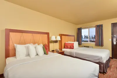 Photo 3 - Americas Best Value Inn Lakewood Tacoma S