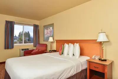 Photo 4 - Americas Best Value Inn Lakewood Tacoma S