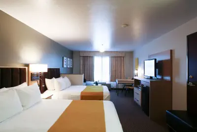Photo 5 - Oxford Suites Spokane Valley
