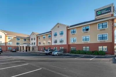 Photo 2 - Extended Stay America Select Suites - Peoria - North