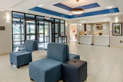 Photo 4 - Comfort Inn & Suites Troutville-Roanoke North