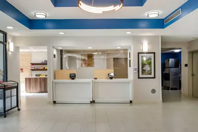 Photo 3 - Comfort Inn & Suites Troutville-Roanoke North
