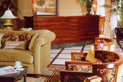 Photo 4 - The Rose Hotel