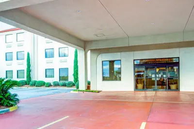 Photo 2 - Comfort Inn Columbus near Fort Benning