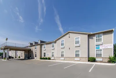 Photo 2 - Quality Inn Kearney - Liberty