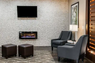 Photo 4 - Comfort Inn & Suites Pharr - McAllen
